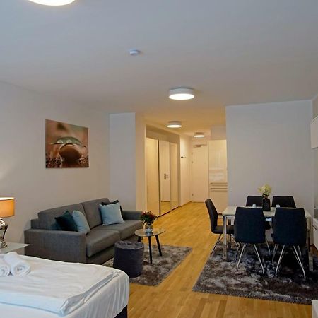 English Theater Apartment At Rathaus Vienna Exterior photo